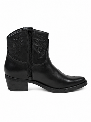 Clara Leather Black Low